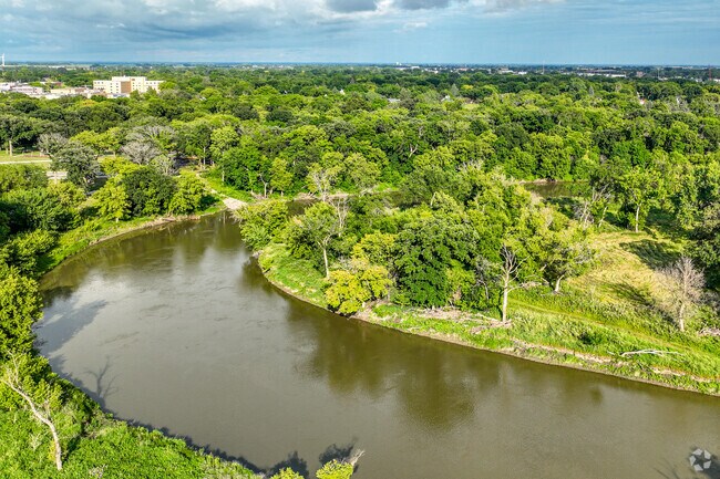 The Red River is an amazing amenity in the Hawthorn neighborhood.