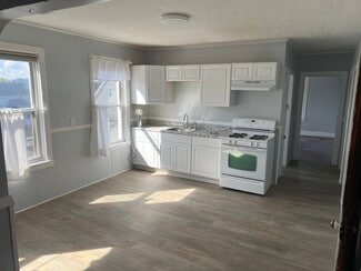 49 Elder St Unit 3, Pawtucket, RI 02860