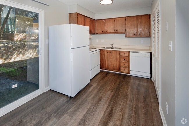 Peach Tree Townhomes, Augusta, GA 30904 - photo 4