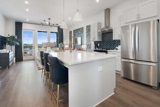 962 Bibbs Cir NW Unit 6, Atlanta, GA 30318