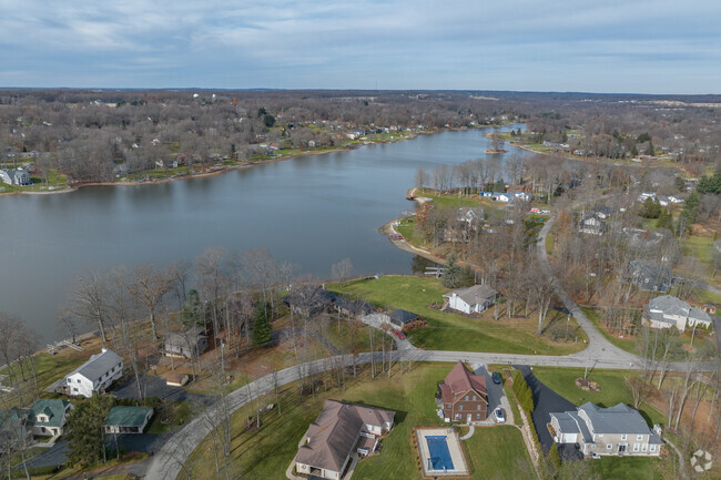 Lake Latonka flows along the shores of Jackson, PA.