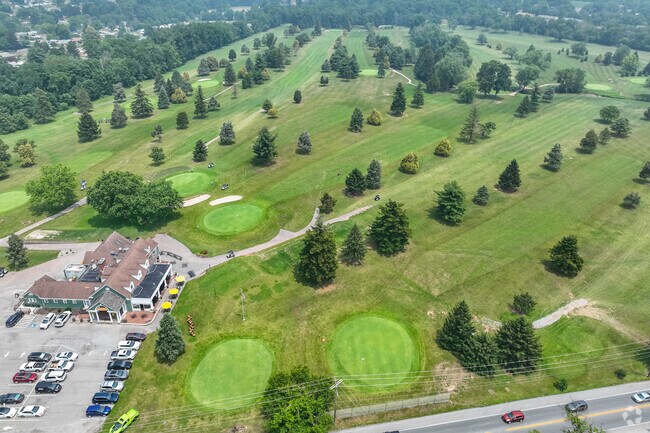head out for a round of golf at the Grandview Golf Course in Weigelstown.