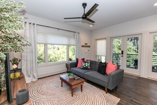 1084 Sanders Ave SE, Atlanta, GA 30316