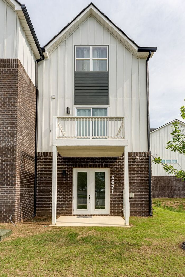 5671 Sofias Cir, Chattanooga, TN 37411 - photo 1