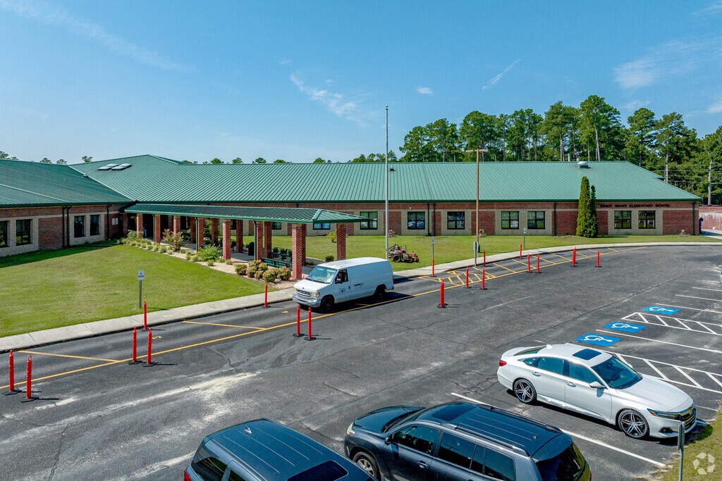 Sandy Grove Elementary School in Rockfish prepares students with diverse educational classes.