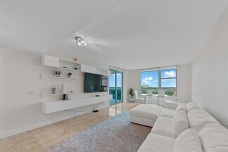 2641 N Flamingo Rd, Sunrise, FL 33323