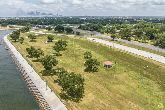 Lakeshore Park in New Orleans spans 1.8 acres near the lakefront.