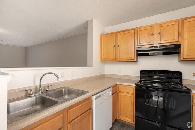 Maple Oaks, Middletown, OH 45044 - photo 7