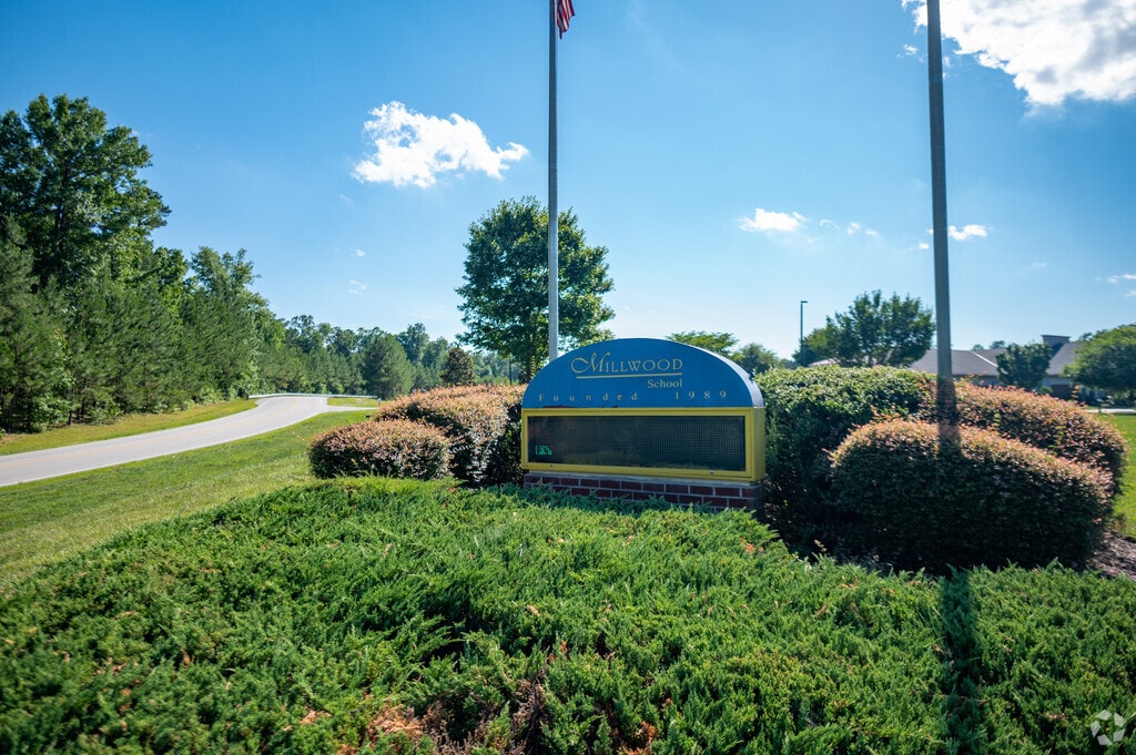 Welcome to the Millwood School located in Midlothian, VA.