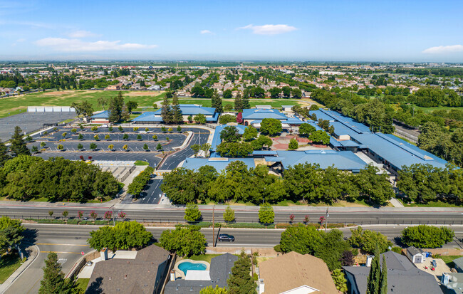 Turlock Junior High in Turlock, Ca sits in the middle of a quiet neighborhood.
