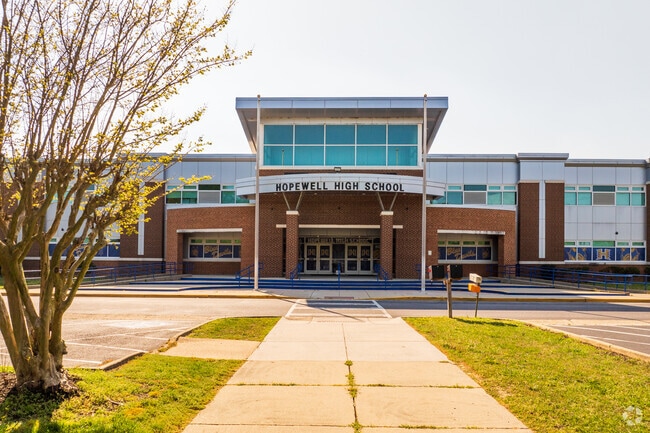 The entrance to Hopewell High School.