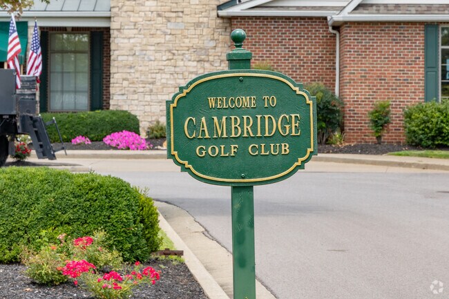 Cambridge Golf Club opened for play on July 15, 2000.