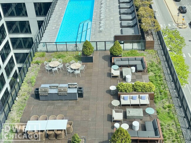 5039 N Broadway St unit 1, Chicago, IL 60640 - photo 6