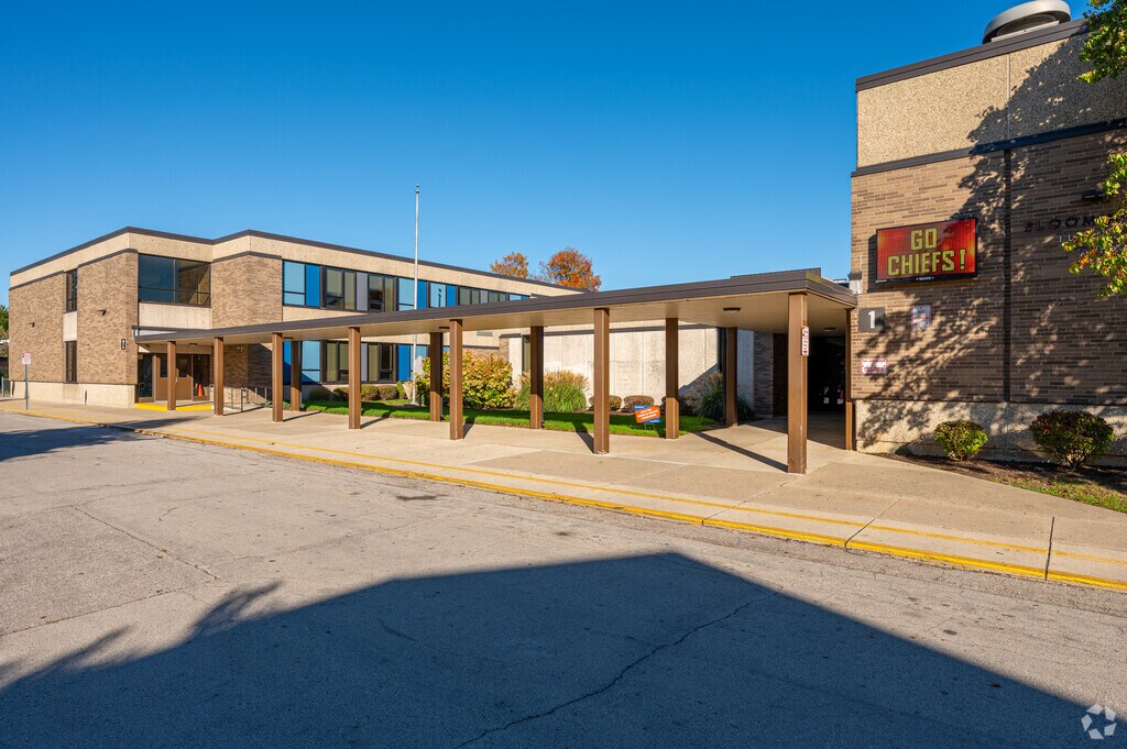 Fort Wayne's Bloomingdale Elementary has been teaching neighborhood kids since 1871.