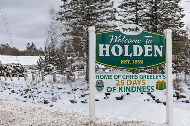 Holden lies along U.S. Route 1A amid a distinctly rural landscape.