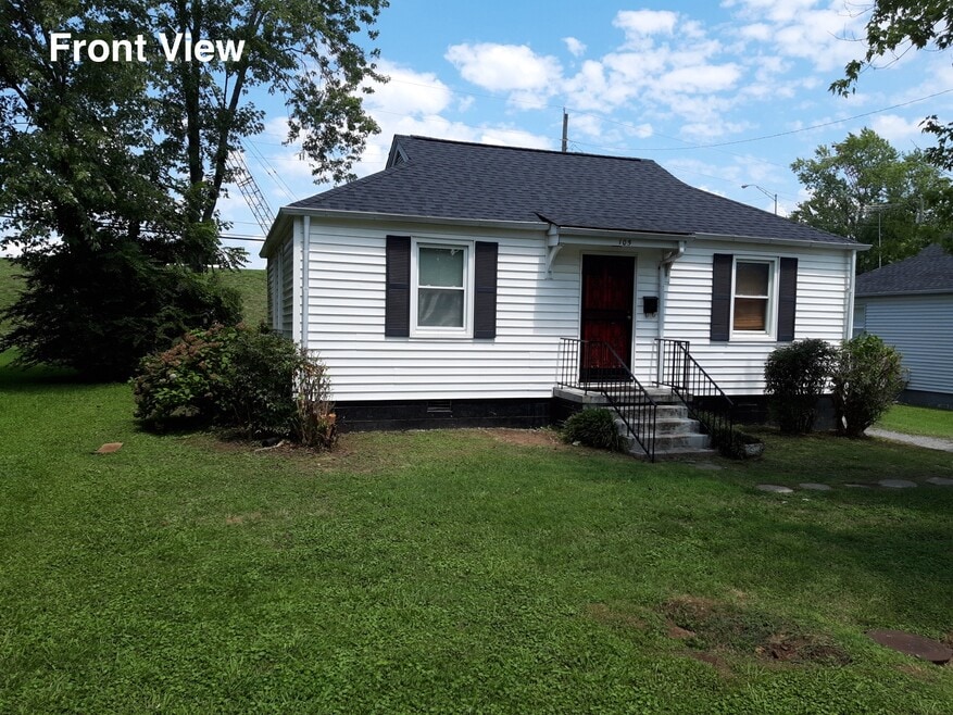 105 Meadowbrook St, Clinton, TN 37716 - photo 1