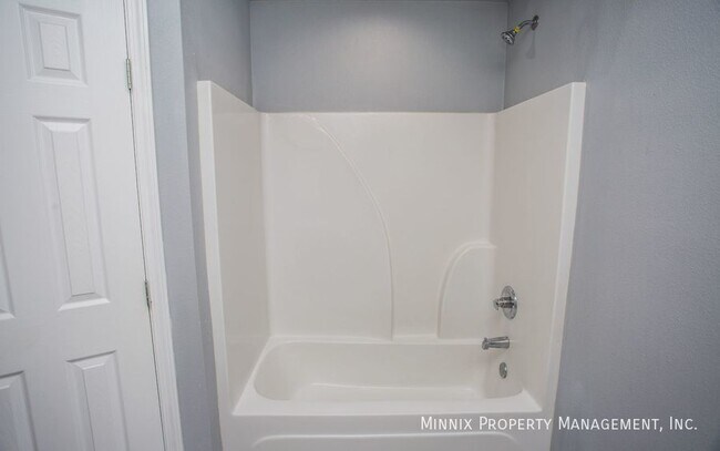 8416 11th St, Lubbock, TX 79416 - photo 5