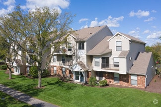 710 S Eola Rd, Aurora, IL 60504