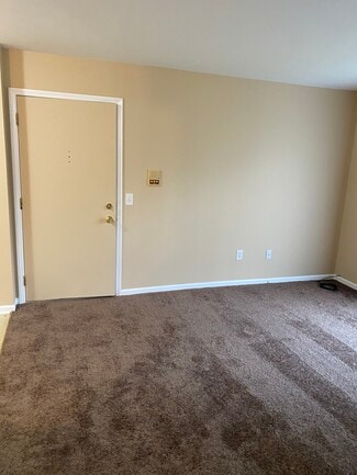 35401 Hickory Woods Ln Unit 35401 Hickory woods ln, Clinton Township, MI 48035