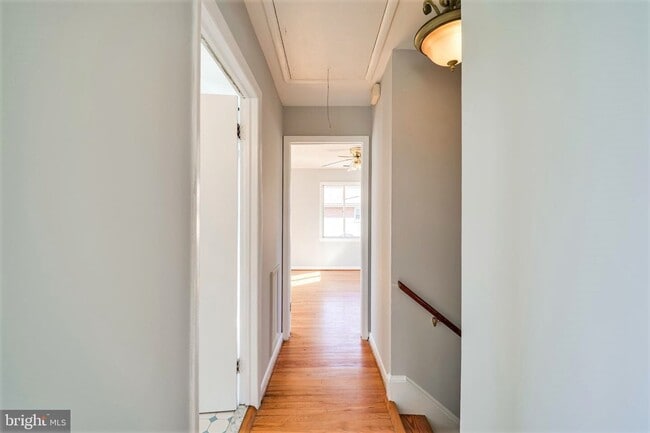 1912 S Glebe Rd, Arlington, VA 22204 - photo 7