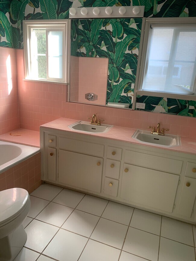 1016 Palm Ave, West Hollywood, CA 90069 - photo 6