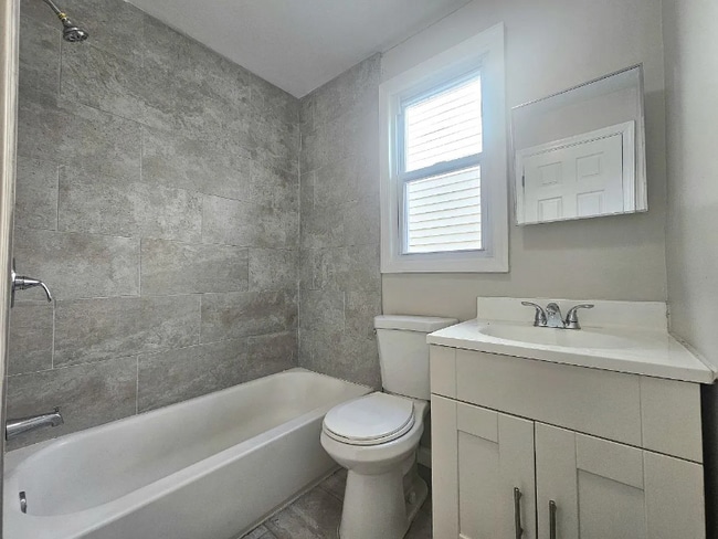 137 Wilkinson Ave unit 2A, Jersey City, NJ 07305 - photo 4