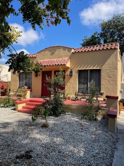 3430 Cattaraugus Ave Unit 4, Culver City, CA 90232