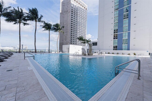 One Miami West Tower unit 2006, Miami, FL 33131 - photo 2