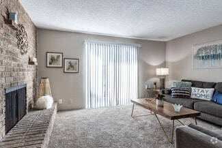 2323 N Woodlawn Blvd, Wichita, KS 67220