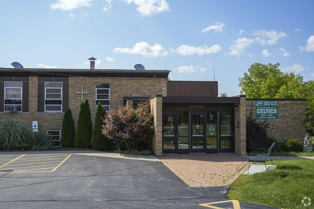 St Alphonsus/St Patrick School provides education in the neighborhood of 
Waterfall Glen
