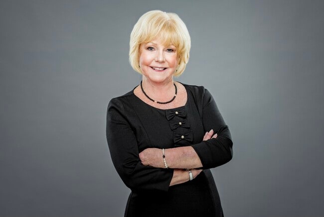 Maureen Smith-Hartman