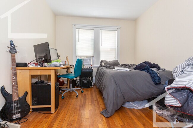 24 Claymoss Rd unit 2, Brighton, MA 02135 - photo 6