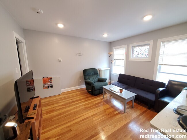 7 Elmira St unit 7, Boston, MA 02135 - photo 5