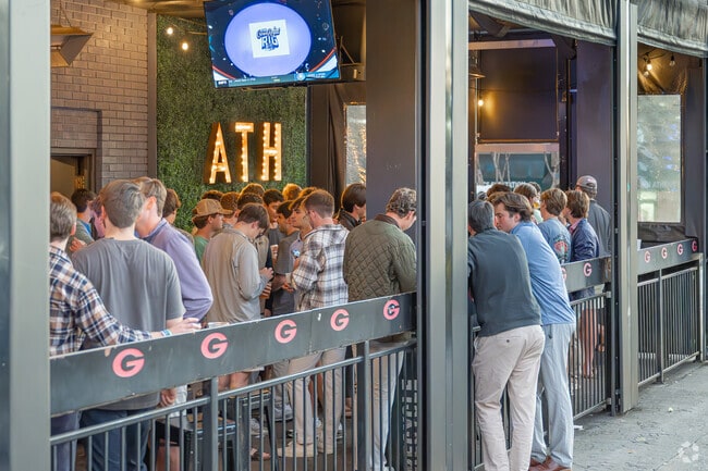 Milledge Avenue Historic District is close to the downtown bar scene in Athens.
