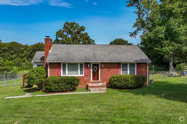 Zion Crossroads offers adorable ranch style homes, perfect for new families.
