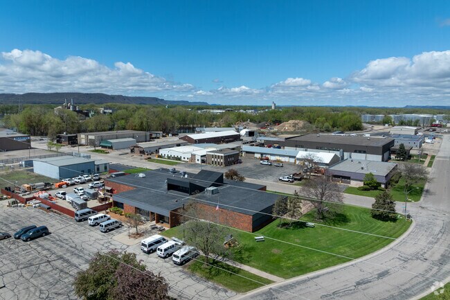 Coulee Connections serves grades 1-12.