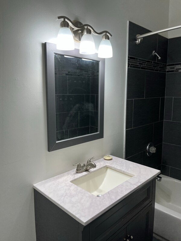 420 Grant St unit upper, Buffalo, NY 14213 - photo 7