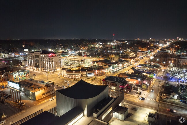 Midtown Memphis is located just minutes from Downtown.