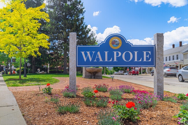 Walpole welcomes all its visitors to enjoy its warm and inviting community.