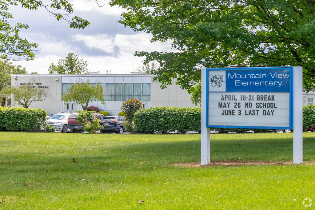 Mountain View Elementary School is one of 4 elementary schools in Tuscarora School District.