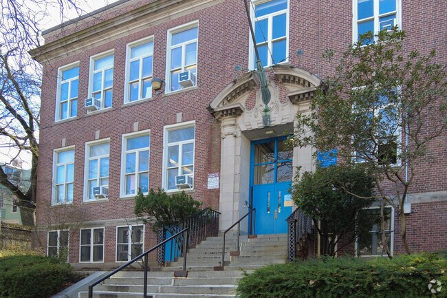 Hugh Roe O'Donnell Elementary School in East Boston has an overall grade of C on Niche.
