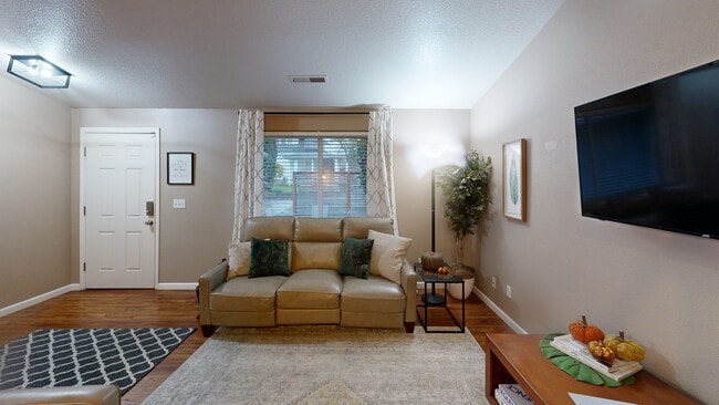 135 Wander Way SE, Salem, OR 97301 - photo 2