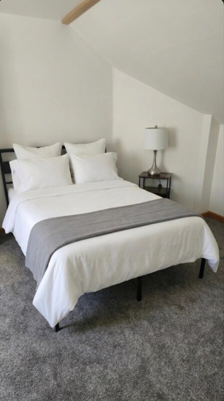 316 Halle Dr, Euclid, OH 44132 - photo 4