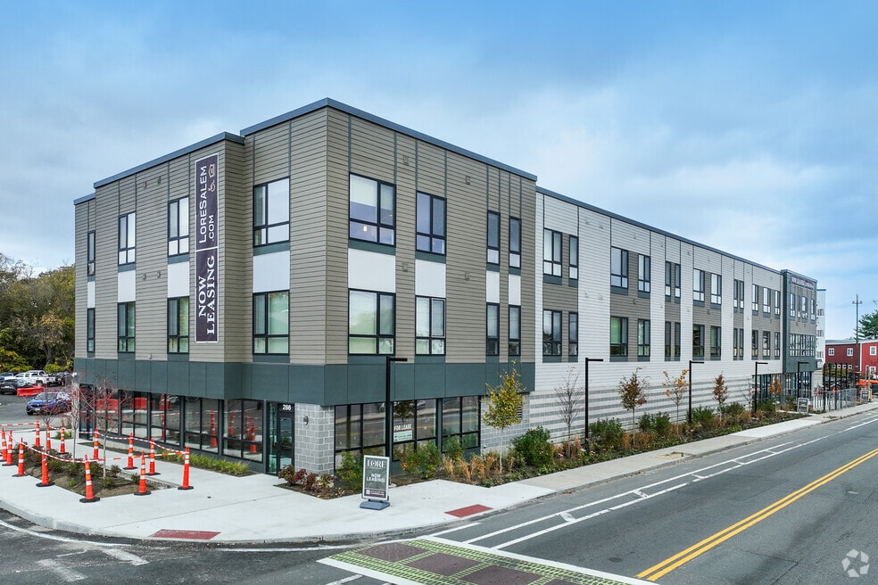 Lore, Salem, MA 01970 - photo 1