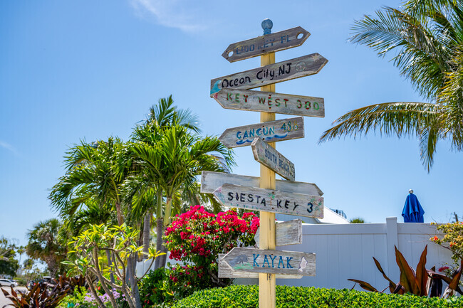 Worldly beach lovers unite in the neighborhoods of Lido Key.