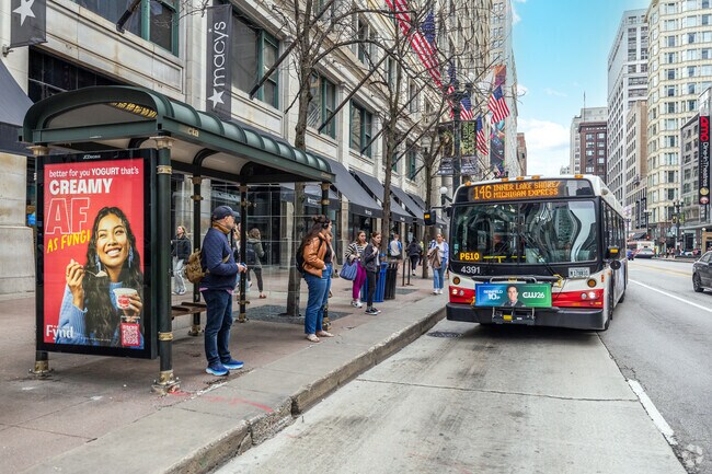 The Loop residents are able to take advantage of the CTA bus lines.