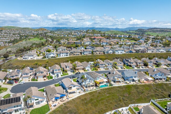 The Marblehead neighborhood features a mix of housing styles including single-family homes, condos, and townhomes to suit a variety of lifestyles.