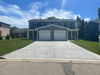 3301 W Alvina Ave Unit 3303, Greenfield, WI 53221