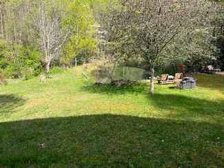 99 Apple Hollow Ln, Rabun Gap, GA 30568