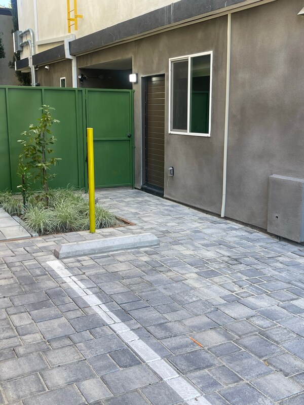 15502 Chase St unit 15502 1/2, Los Angeles, CA 91343 - photo 5